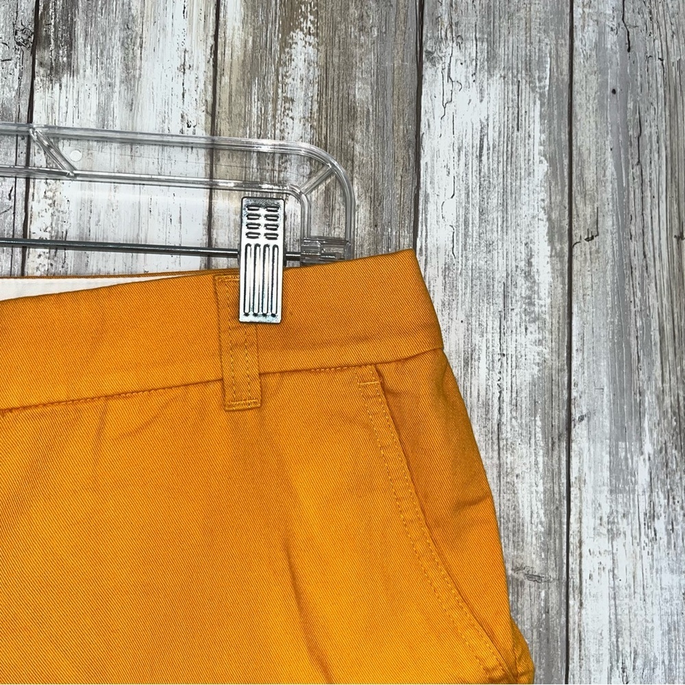 J.Crew Mustard Yellow Chino Shorts 3.5” Inseam NWT Size 6 Summer Bright - Picture 3 of 6
